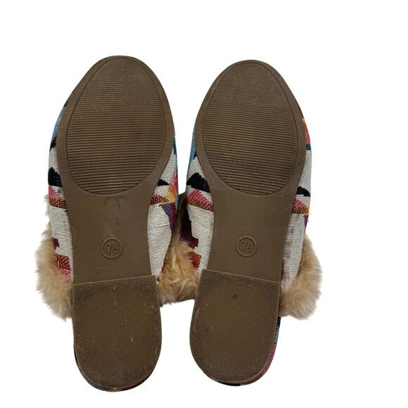 Universal Thread Litzy Faux Fur Aztec Southwestern Artsy Mules Women's Size 7.5 - Picture 7 of 7